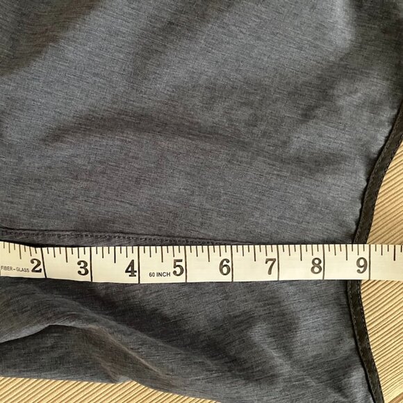 Vuori Banks Shorts Size S 9" Inseam - Picture 6 of 6